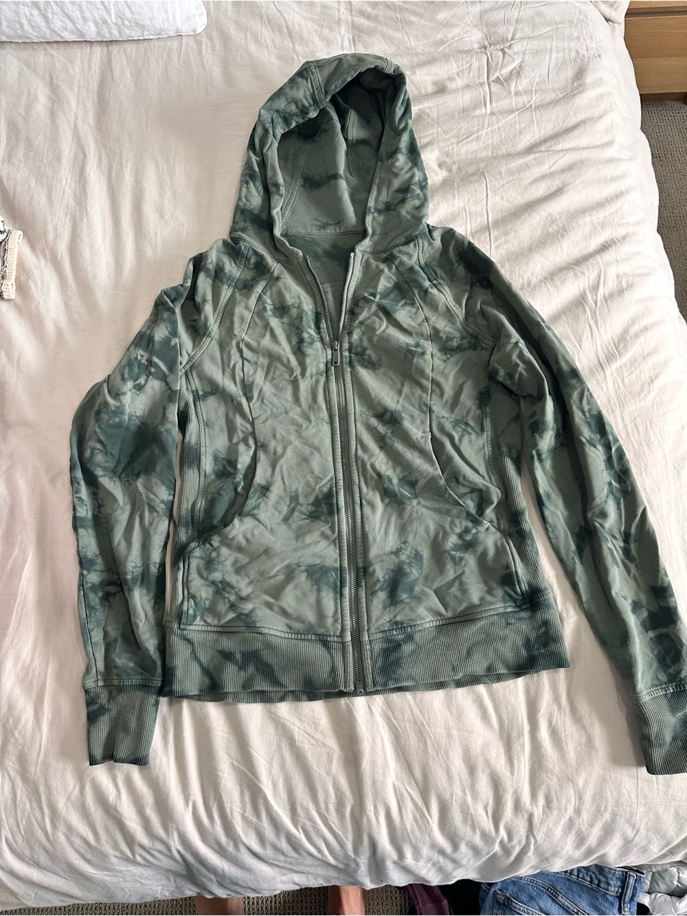 Lululemon Women’s Lightweight Hooded Zip Jacket - Green Tie-Dye